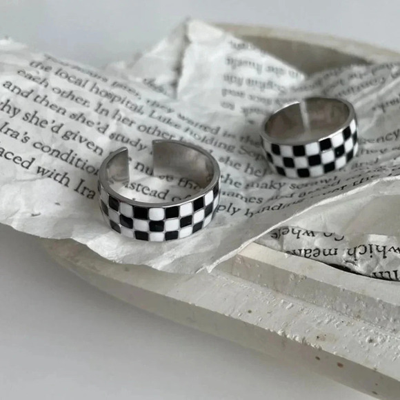 925 Silver Checkered Ring Chunky Silver Ring Thick Silver Checkerboard Ring - Picture 3 of 6